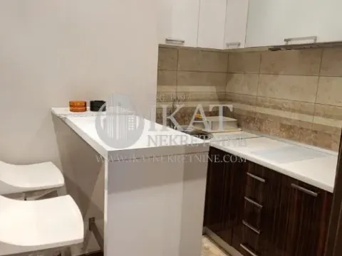 Prodaja, jednosoban stan, 47m², Centar, Zlatibor - image 5