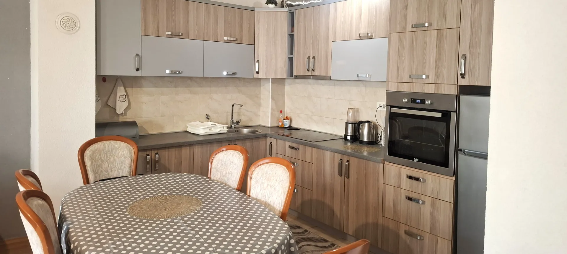 Prodaja, jednosoban stan, 58m², Ilino, Bar