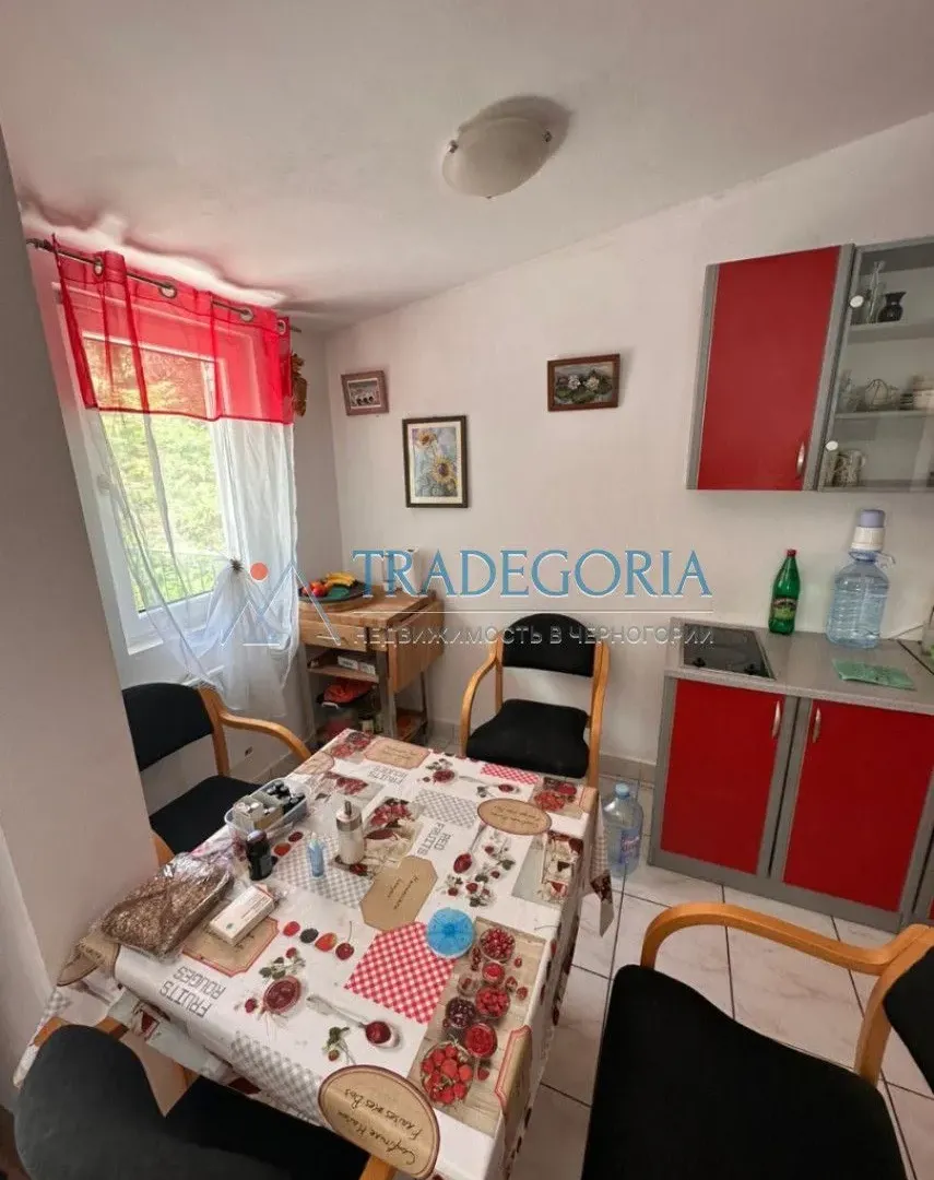 Prodaja, jednosoban stan, 56m², Stoliv, Kotor