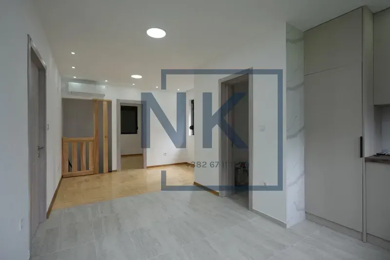 Rent, office space, 95m², Centar, Podgorica