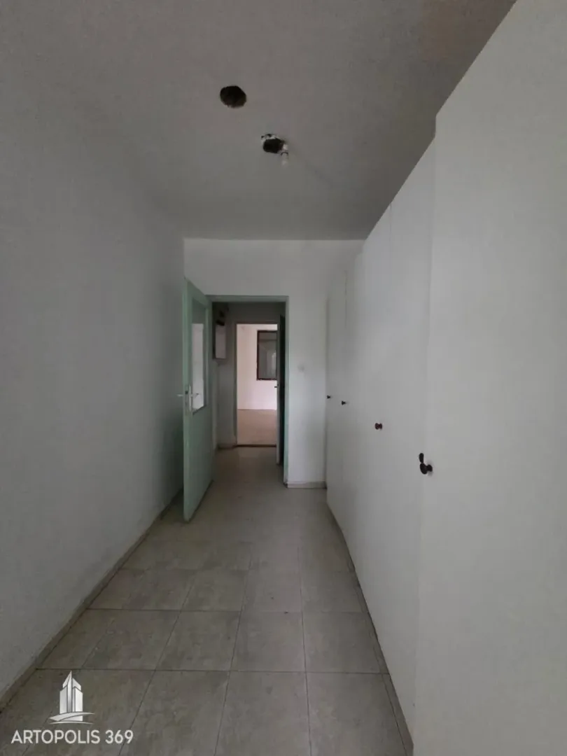 Izdavanje, poslovni prostor, 1440m², Zemun Centar, Zemun Sve Podlokacije