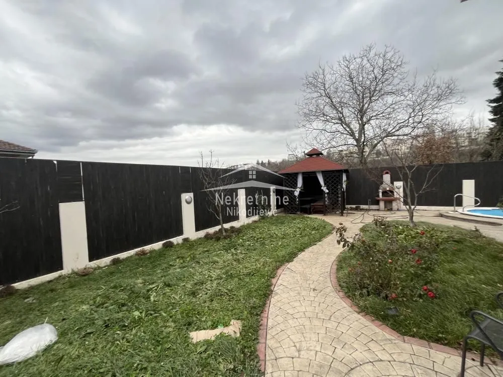 Sale, apartment, 220m², Savski Venac, Beograd