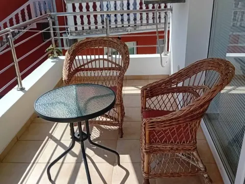 Izdavanje, jednosoban stan, 50m², Seljanovo, Tivat - image 5