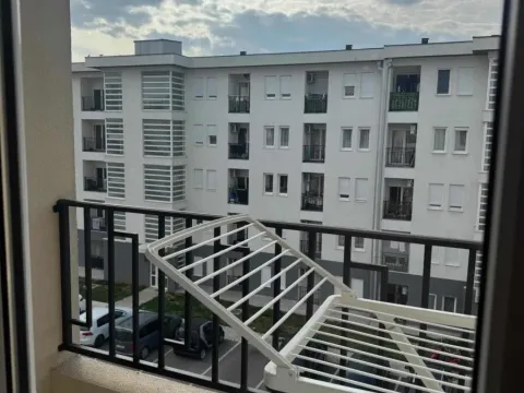 Izdavanje, jednosoban stan, 60m², Stari Aerodrom, Podgorica - image 18