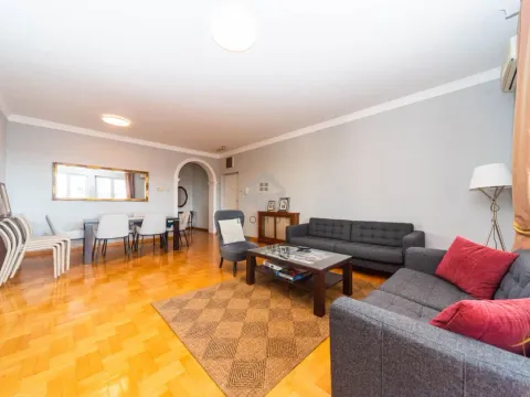 Rent, three bedroom apartment, 115m², Gorica C, Podgorica - image 4