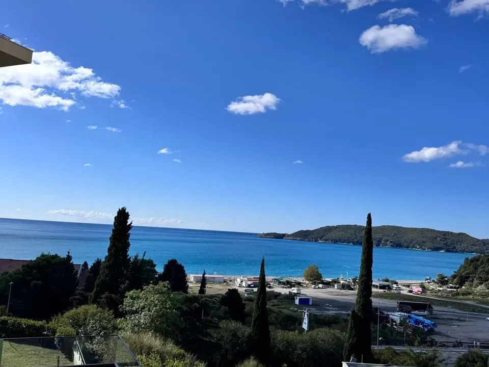Sale, one bedroom apartment, 59m², Bečići, Budva