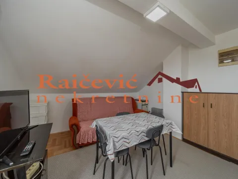 Izdavanje, dvosoban stan, 40m², Voždovac Sve Podlokacije, Beograd - image 4