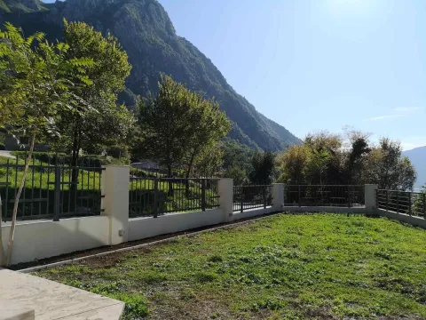 Sale, house, 223m², Risan, Kotor - image 27