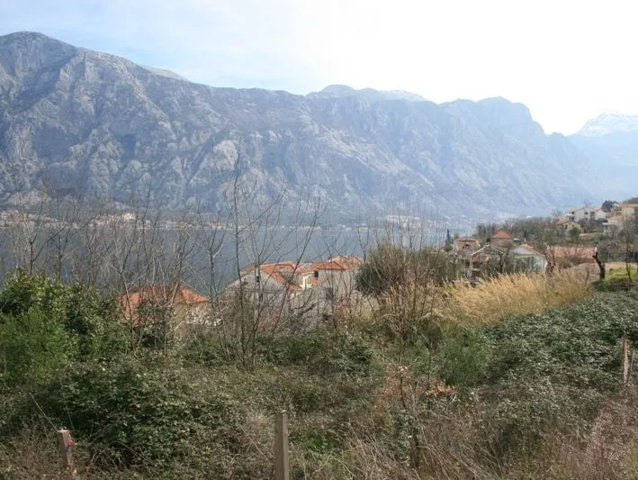Prodaja, plac, 653m², Prčanj, Kotor