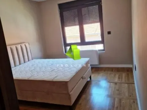 Izdavanje, četvorosoban stan, 110m², Medijana, Niš - image 7