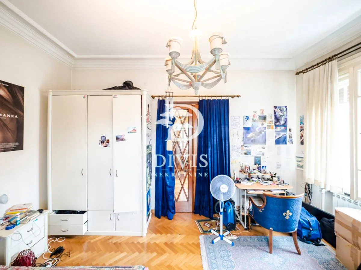 Prodaja, trosoban stan, 76m², Vračar Sve Podlokacije, Beograd