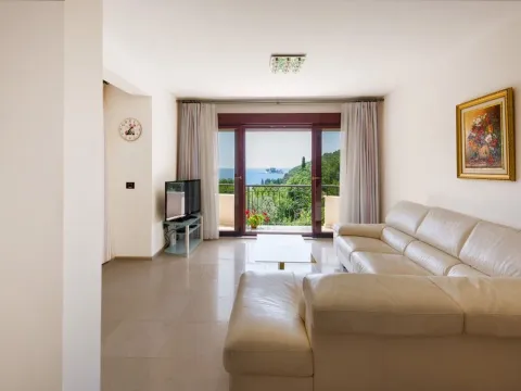 Sale, apartment, 88m², Petrovac, Budva - image 12