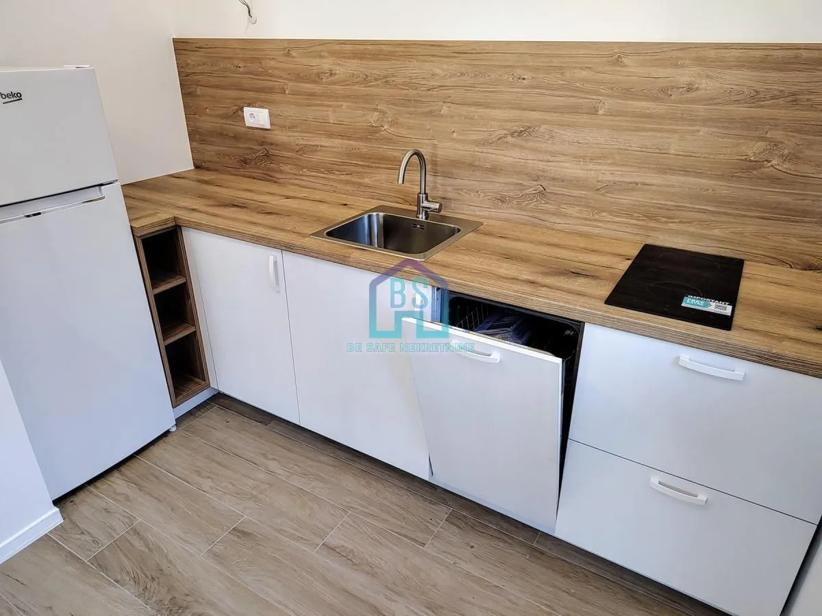 Prodaja, jednosoban stan, 32m², Centar, Novi Sad