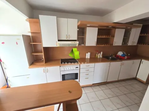 Rent, two bedroom apartment, 65m², Medijana, Niš - image 4
