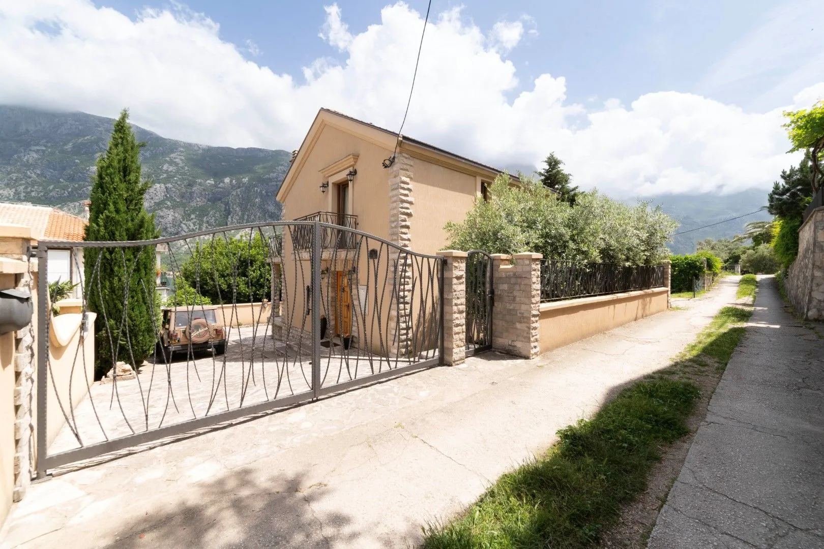 Sale, house, 119m², Prčanj, Kotor