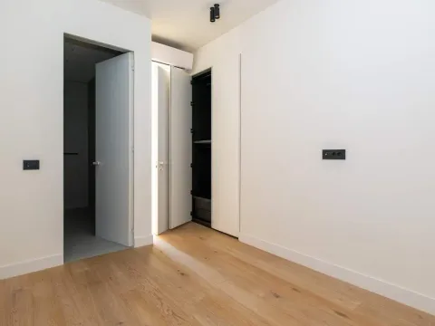 Prodaja, trosoban stan, 149m², Budva, Crna Gora - image 4