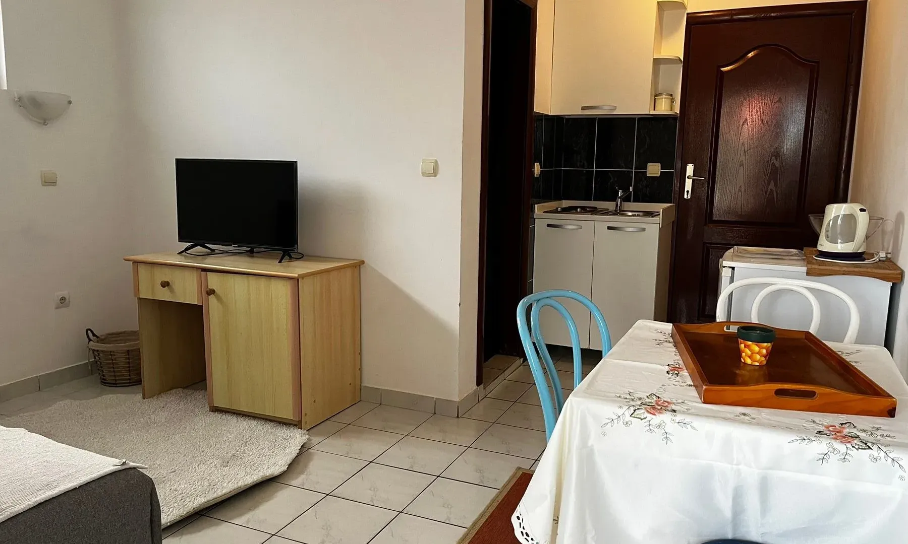 Izdavanje, jednosoban stan, 55m², Rafailovići, Budva