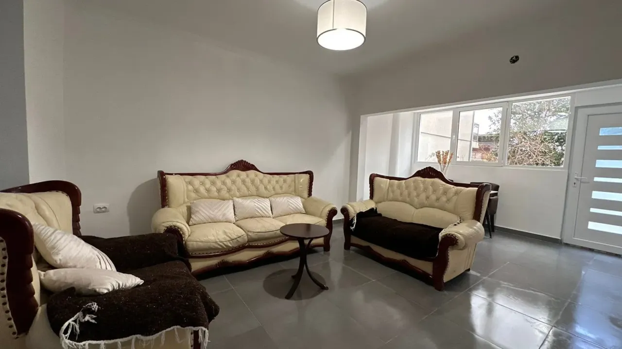 Prodaja, kuća, 120m², Bar, Crna Gora