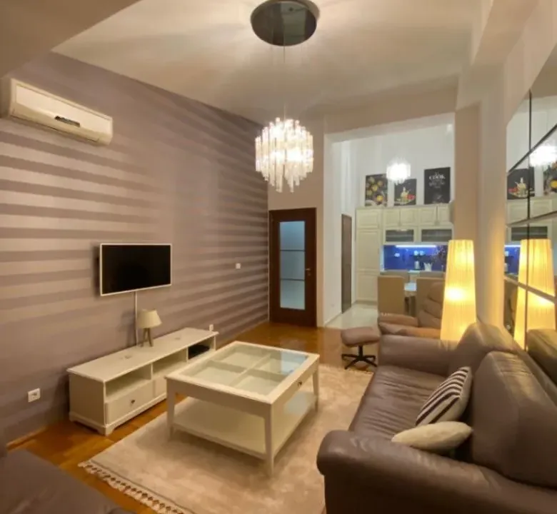 Izdavanje, jednosoban stan, 52m², City Kvart, Podgorica