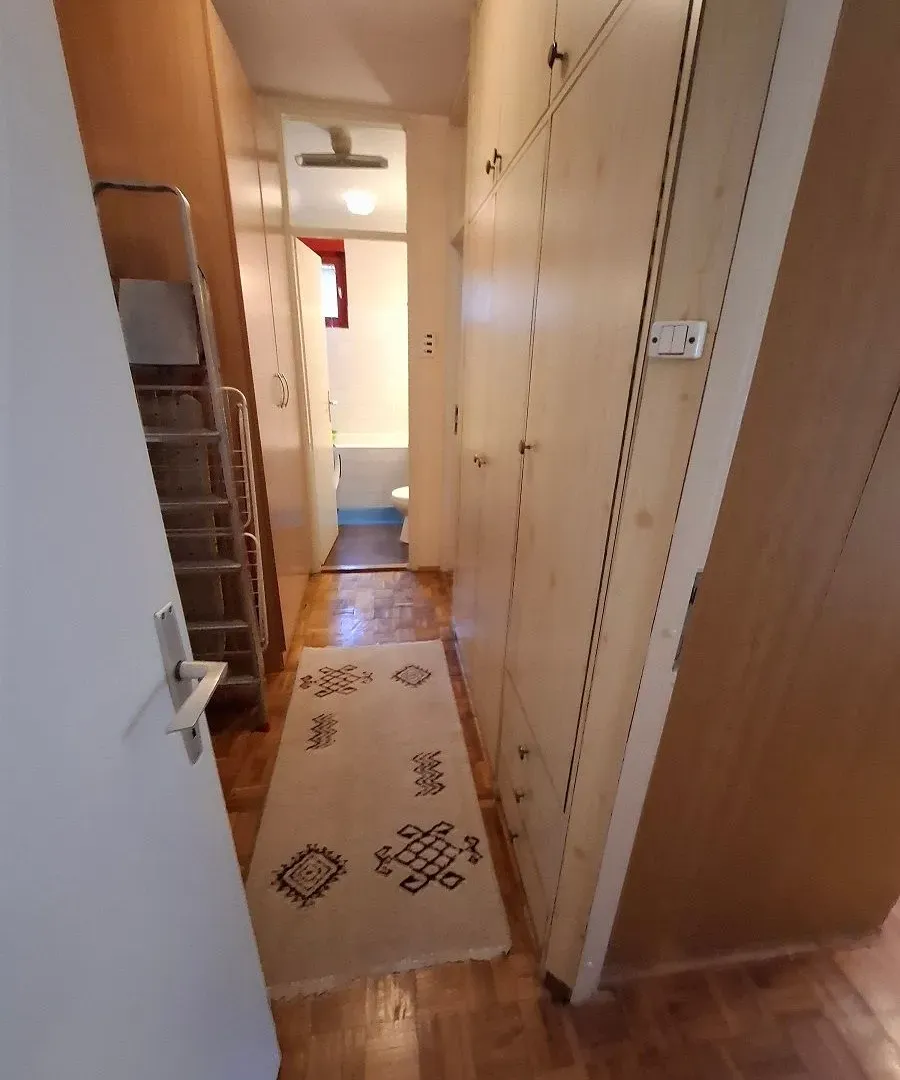Prodaja, trosoban stan, 77m², Banjica, Voždovac Sve Podlokacije