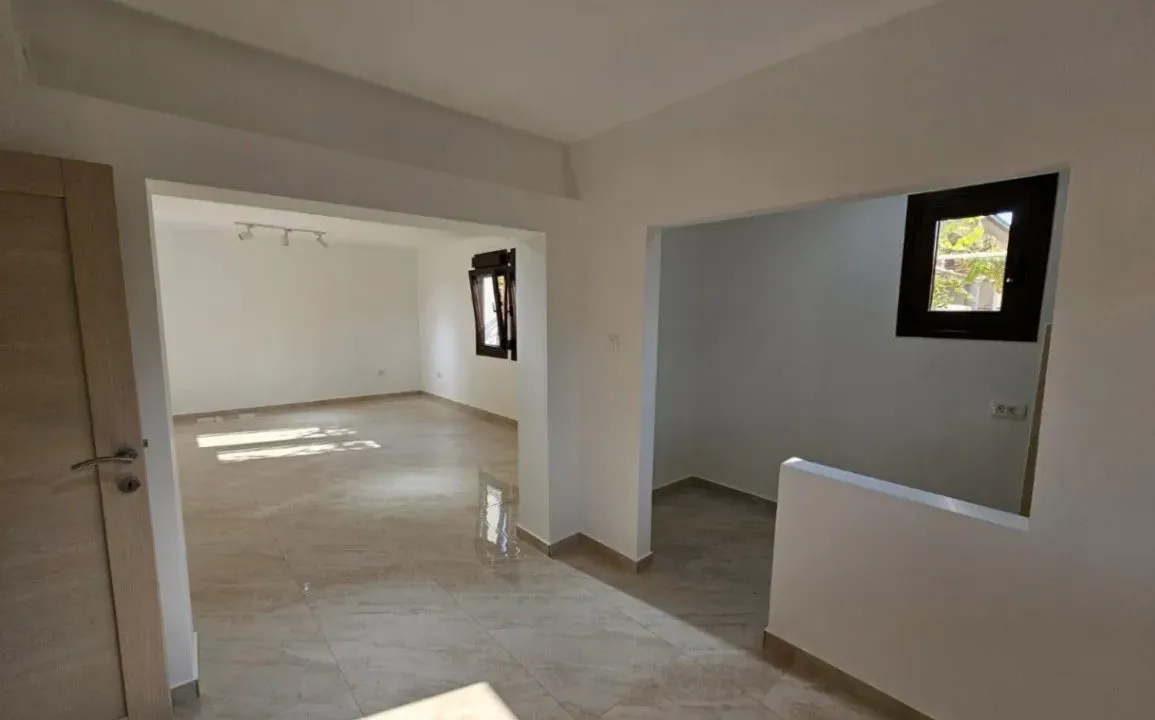 Rent, office space, 90m², Masline, Podgorica