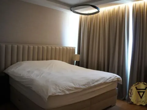 Izdavanje, stan, 200m², Savski Venac, Beograd - image 13