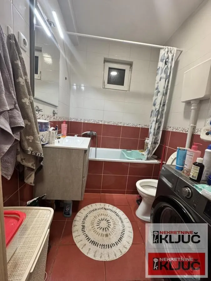 Prodaja, dvosoban stan, 47m², Nova Detelinara, Novi Sad Sve Podlokacije