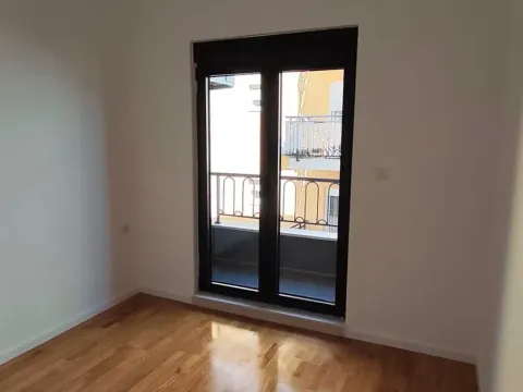Izdavanje, jednosoban stan, 45m², Zagorič, Podgorica - image 7