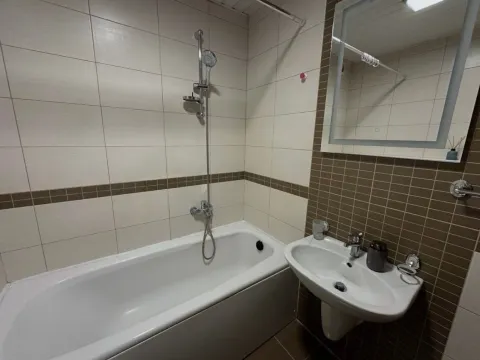 Rent, one bedroom apartment, 53m², City Kvart, Podgorica - image 7