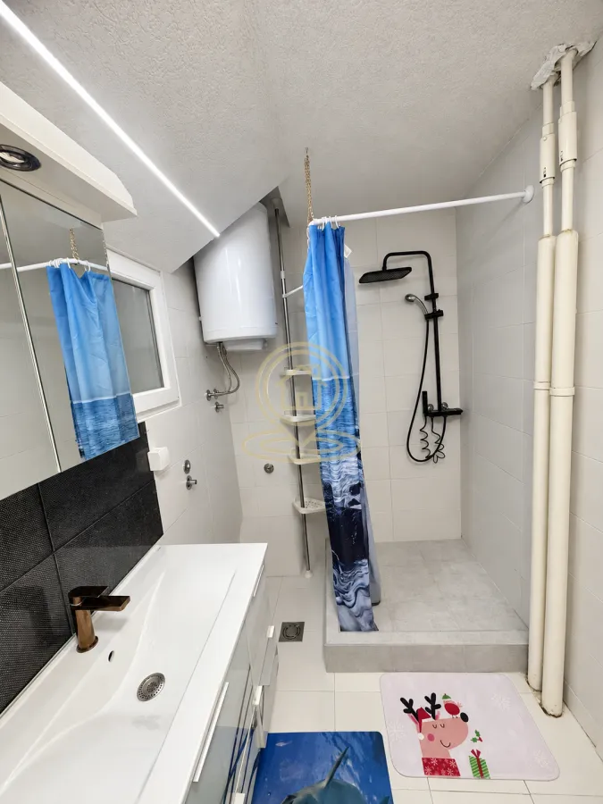 Rent, two bedroom apartment, 78m², Medijana, Niš
