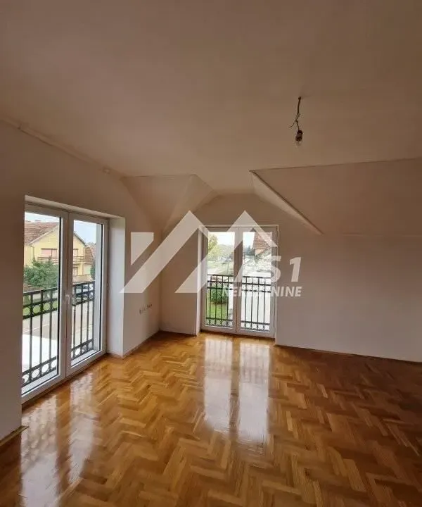Sale, two bedroom apartment, 52m², Adamovićevo Naselje, Novi Sad Sve Podlokacije