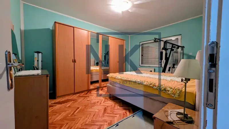 Izdavanje, dvosoban stan, 80m², Masline, Podgorica