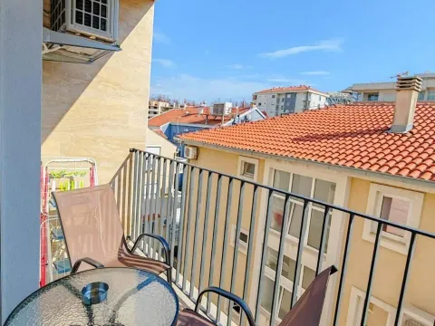 Izdavanje, jednosoban stan, 42m², Budva, Crna Gora - image 2