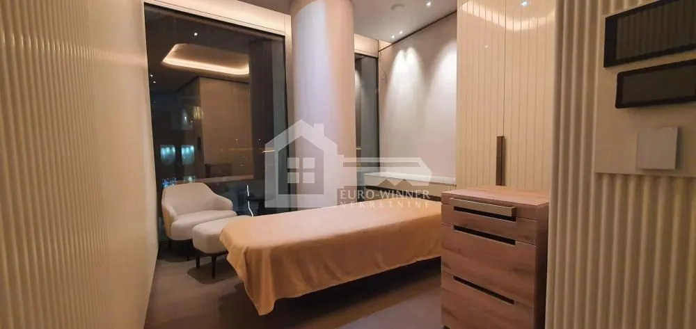 Rent, three bedroom apartment, 90m², Savski Venac, Beograd