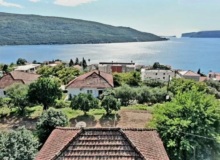 Prodaja, kuća, 74m², Herceg Novi, Crna Gora