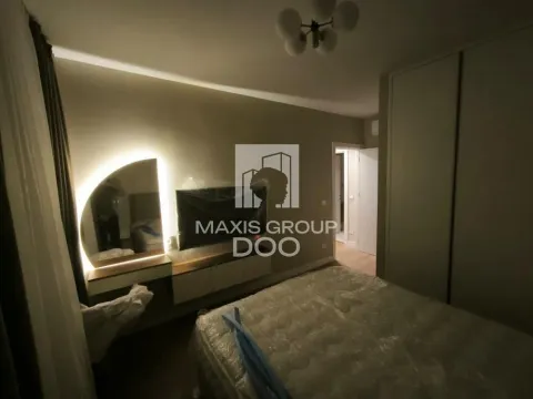 Izdavanje, trosoban stan, 72m², Savski Venac, Beograd - image 7