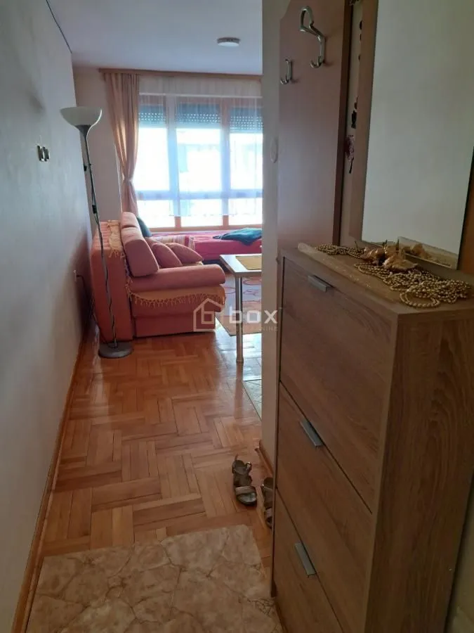 Rent, studio apartment, 26m², Medijana, Niš