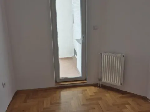 Izdavanje, četvorosoban stan, 90m², Detelinara, Novi Sad Sve Podlokacije - image 8