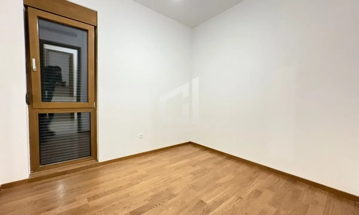 Rent, three bedroom apartment, 82m², Vezirov Most, Podgorica