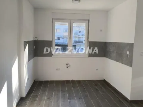 Prodaja, dvosoban stan, 53m², Petrovaradin, Novi Sad - image 2