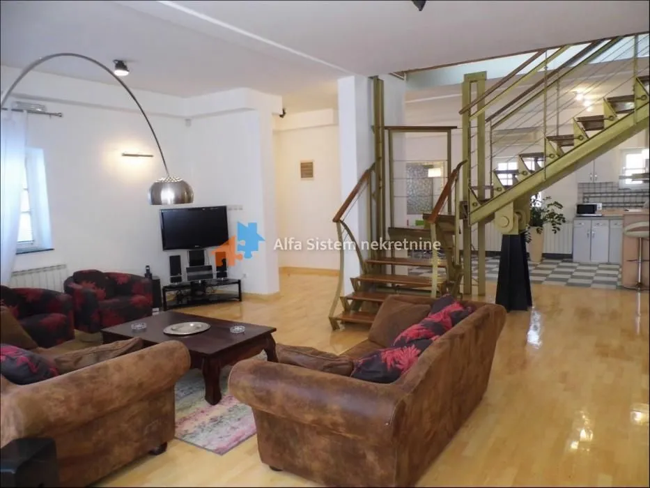 Rent, house, 400m², Voždovac Sve Podlokacije, Beograd