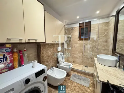 Izdavanje, kuća, 180m², Dajbabe, Podgorica - image 10