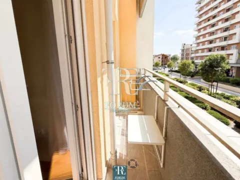 Izdavanje, jednosoban stan, 42m², Central Point, Podgorica - image 9