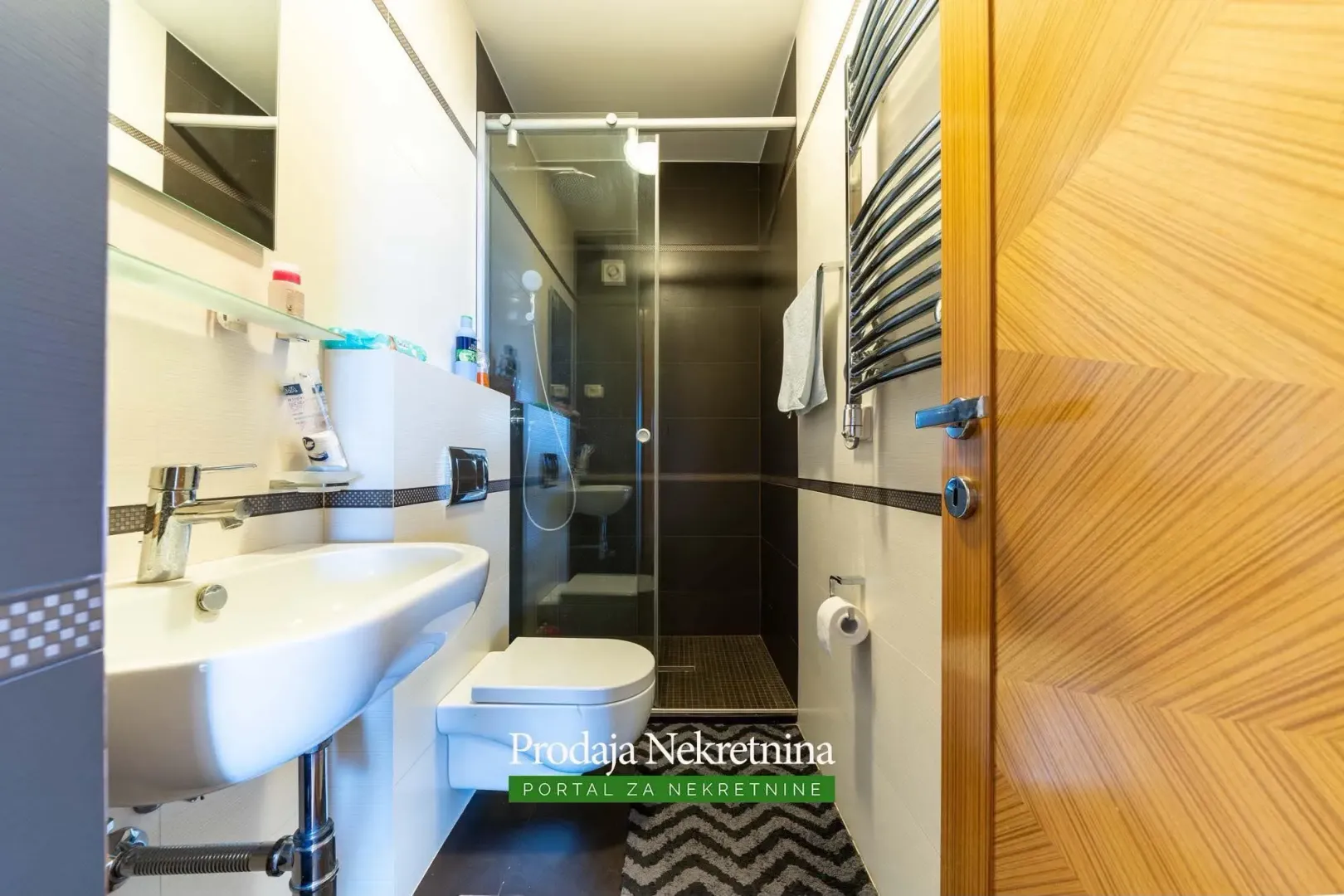 Rent, two bedroom apartment, 130m², Centar, Bar