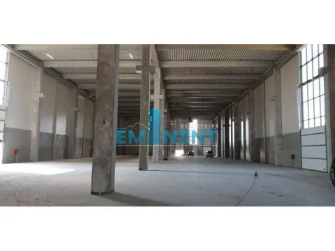 Sale, office space, 4500m², Centar, Stara Pazova - image 9