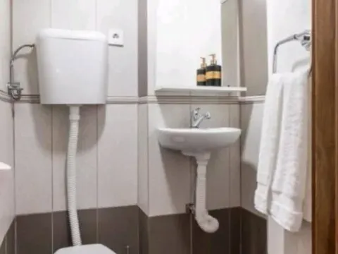 Prodaja, jednosoban stan, 58m², Stari Grad Kotor, Kotor - image 9