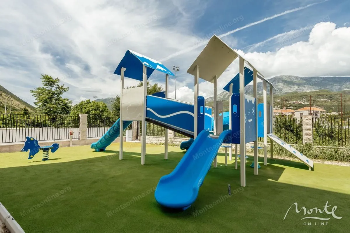 Prodaja, jednosoban stan, 65m², Herceg Novi, Crna Gora
