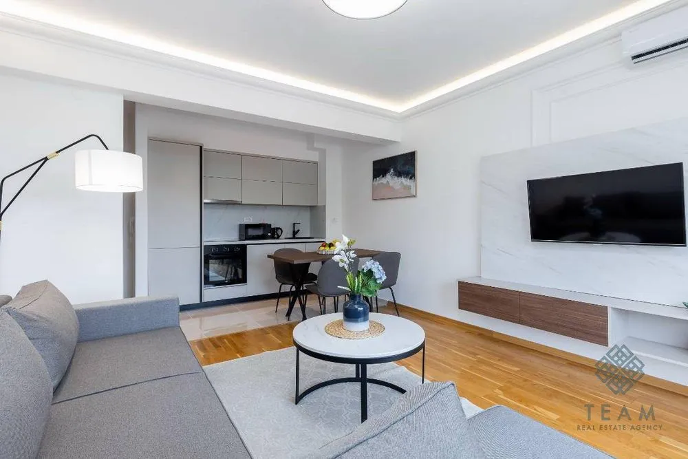 Sale, two bedroom apartment, 67m², Bečići, Budva