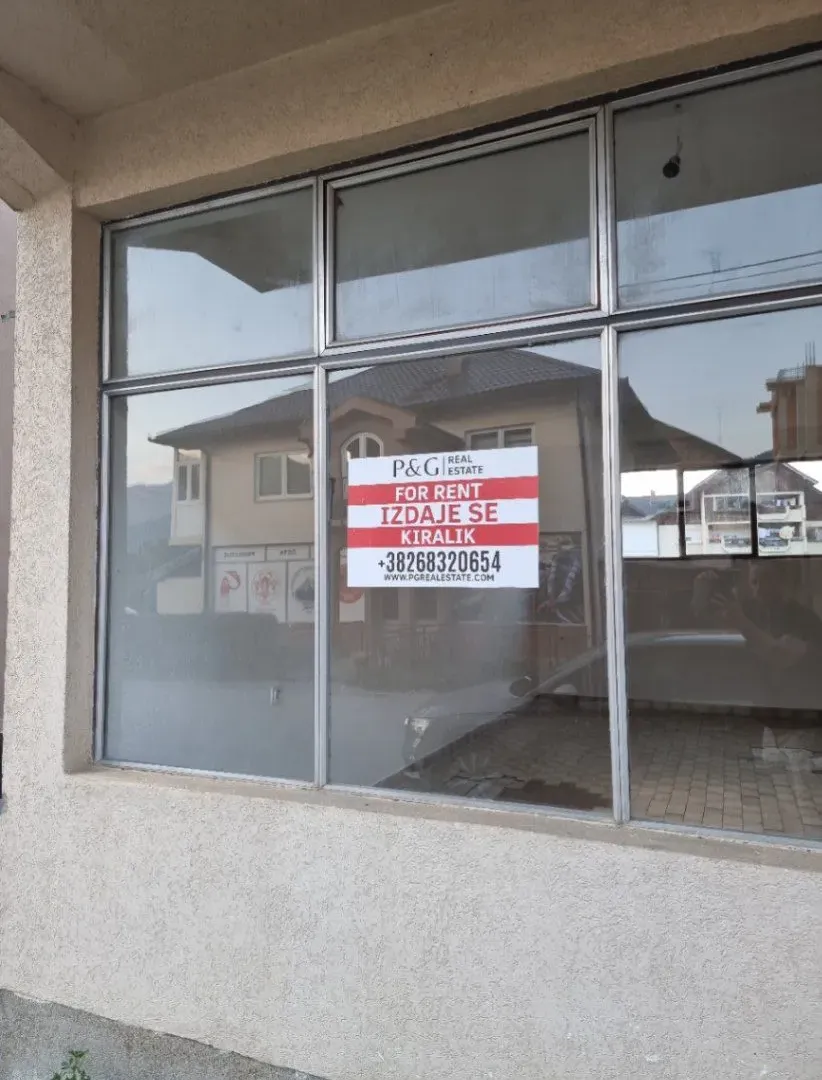 Rent, office space, 67m², Centar, Plav
