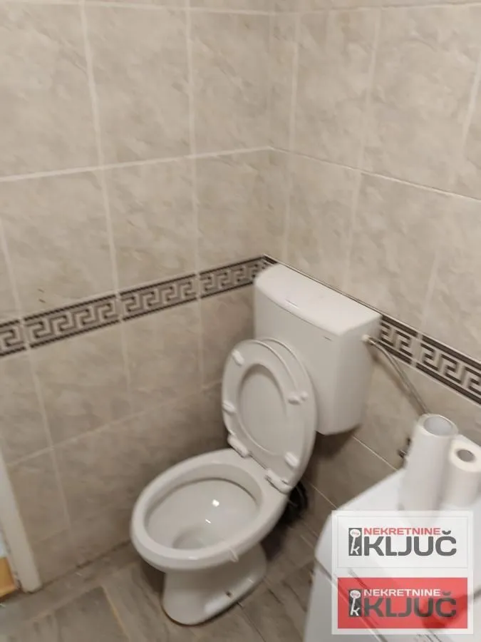 Rent, one bedroom apartment, 33m², Adamovićevo Naselje, Novi Sad Sve Podlokacije